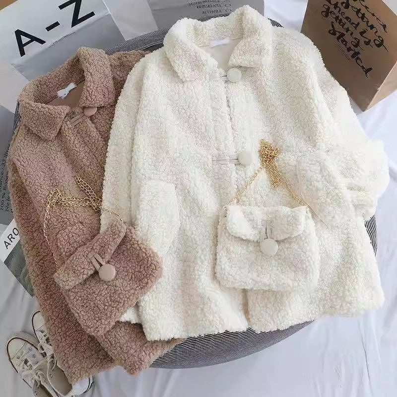 Thick loose lamb Wool Coat. Female Fleece-lined jacket