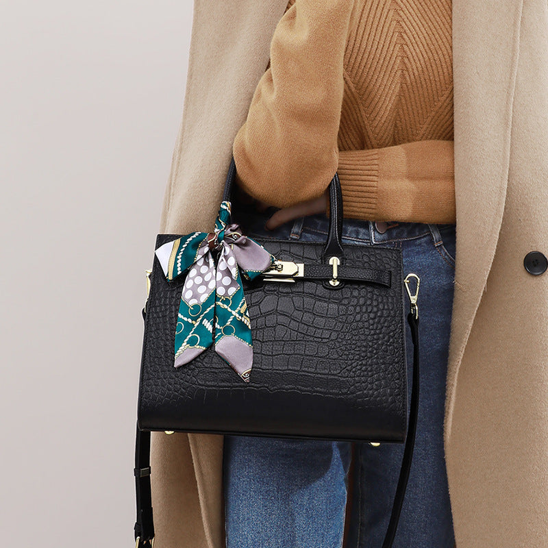 Large Capacity Mom Hand Bag