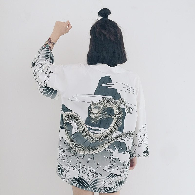 Korean version of the wild five-point sleeve Japanese style and wind feather weaving sunscreen chiffon cardigan women's clothing