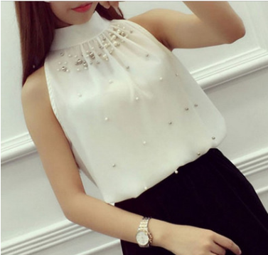 Sleeveless Chiffon Blouse with Halter Neck Design