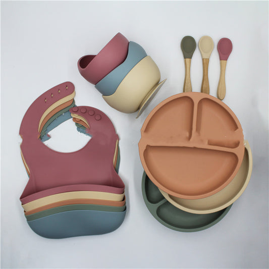 4 Piece set baby Bib Dinner Plate with spoon. Silicone Baby Bowl.