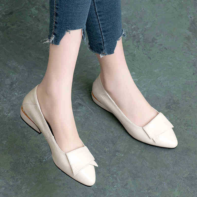 Women's Spring Autumn Pointed Toe Low Heels Soft Shoes