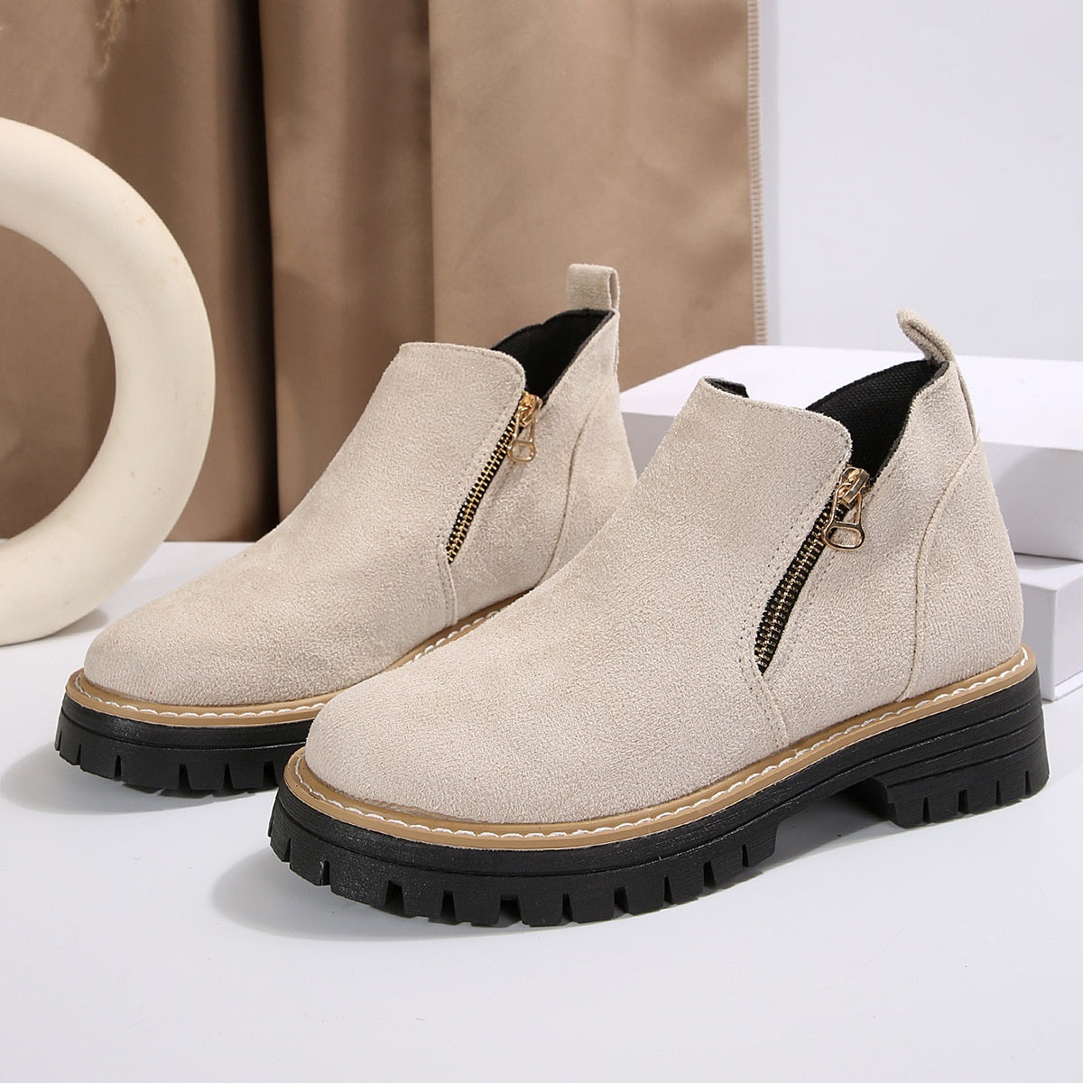 Plus Size Chelsea Spring And Autumn Suede Side Zipper Boots