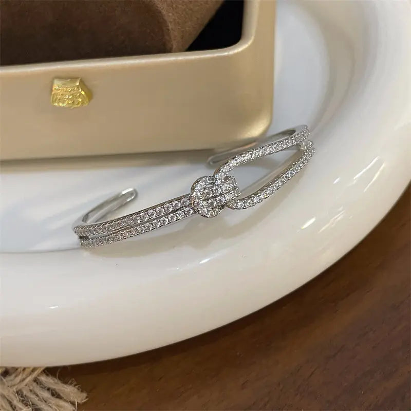 Fashionable Diamond-Encrusted Bracelet for Women