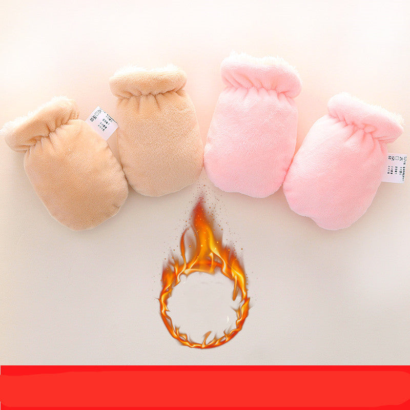 Baby scratch-resistant gloves