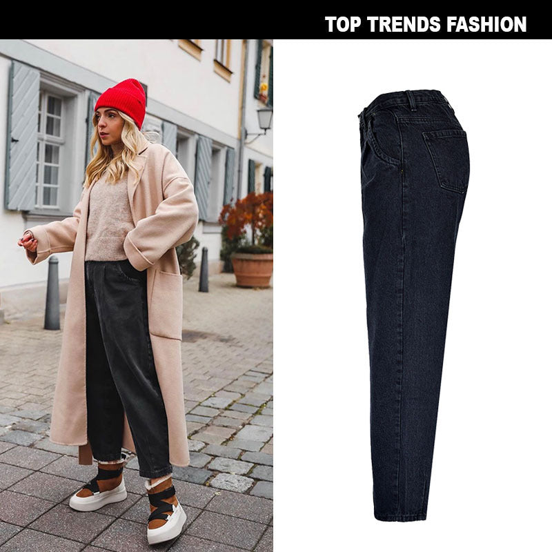 Loose denim trousers