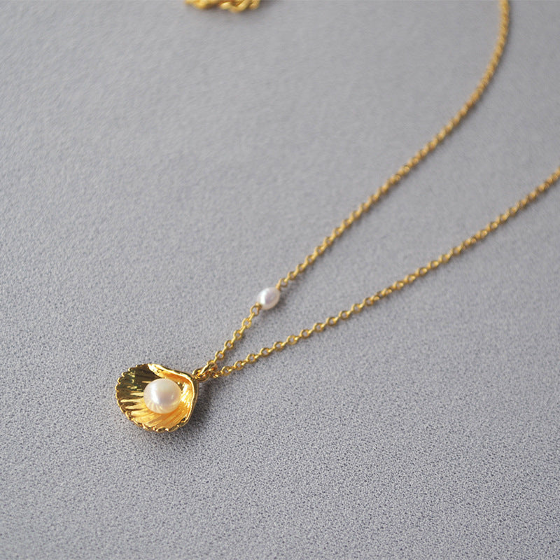 Brass Gold-plated Minimalist Gold Shell Freshwater Pearl Necklace