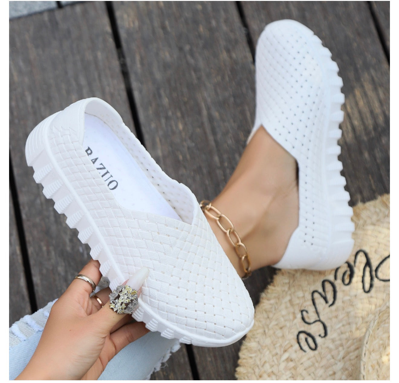 Fashionable Women's Breathable Flats - One Pair