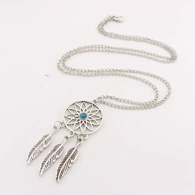 Vintage Leaf Earrings and Necklace Set