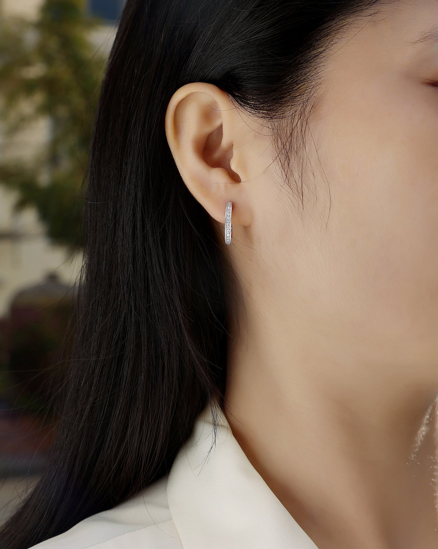 Highlight - S925 Moissanite Sterling Silver Earrings. Platinum-plated Diamond Stud Earrings