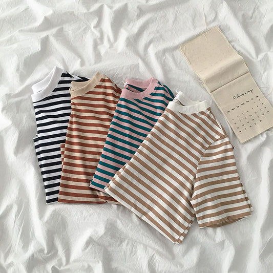 Round neck pullover striped short sleeves