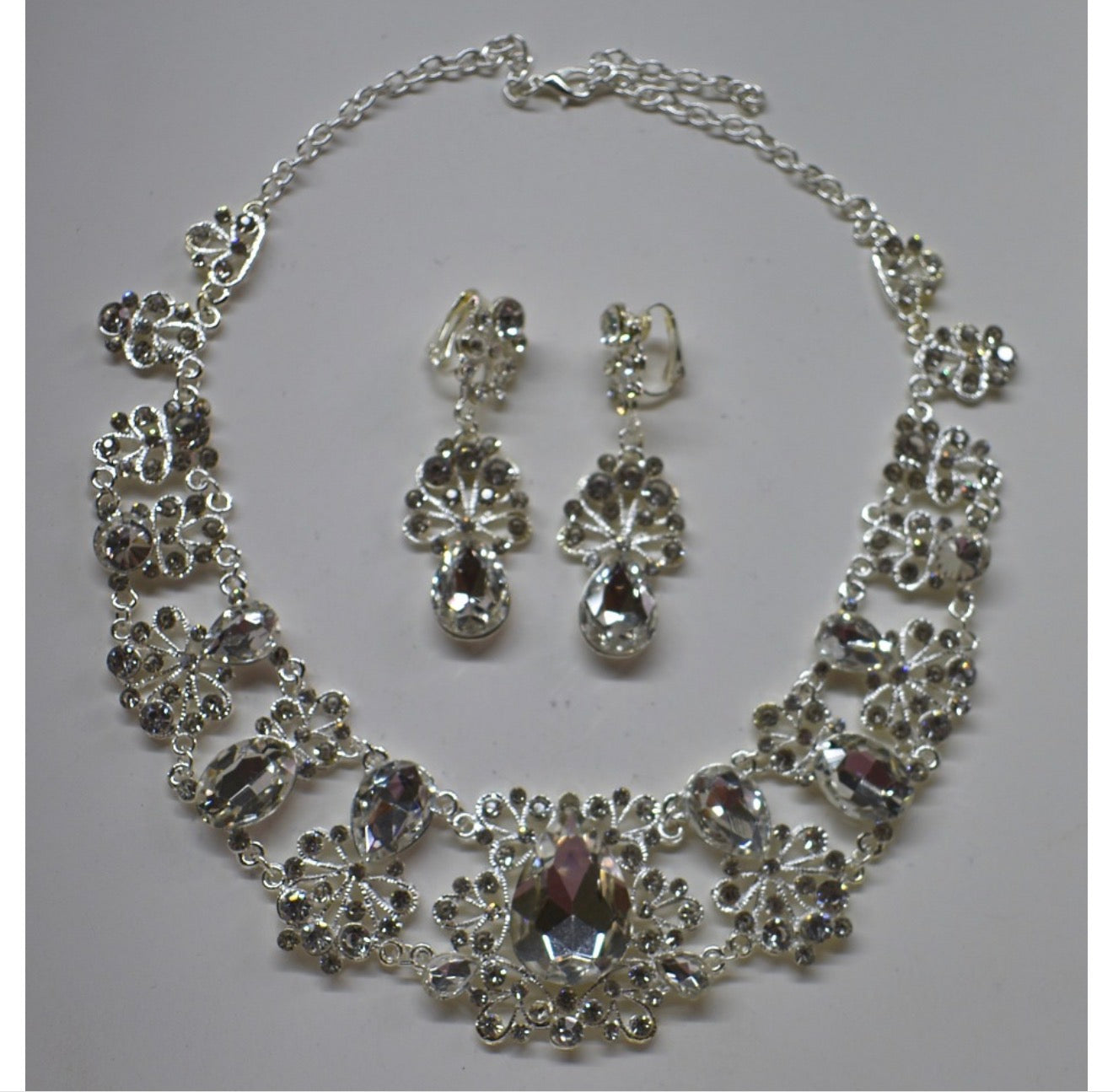 Bridal Jewelry Set with Necklace and Earrings