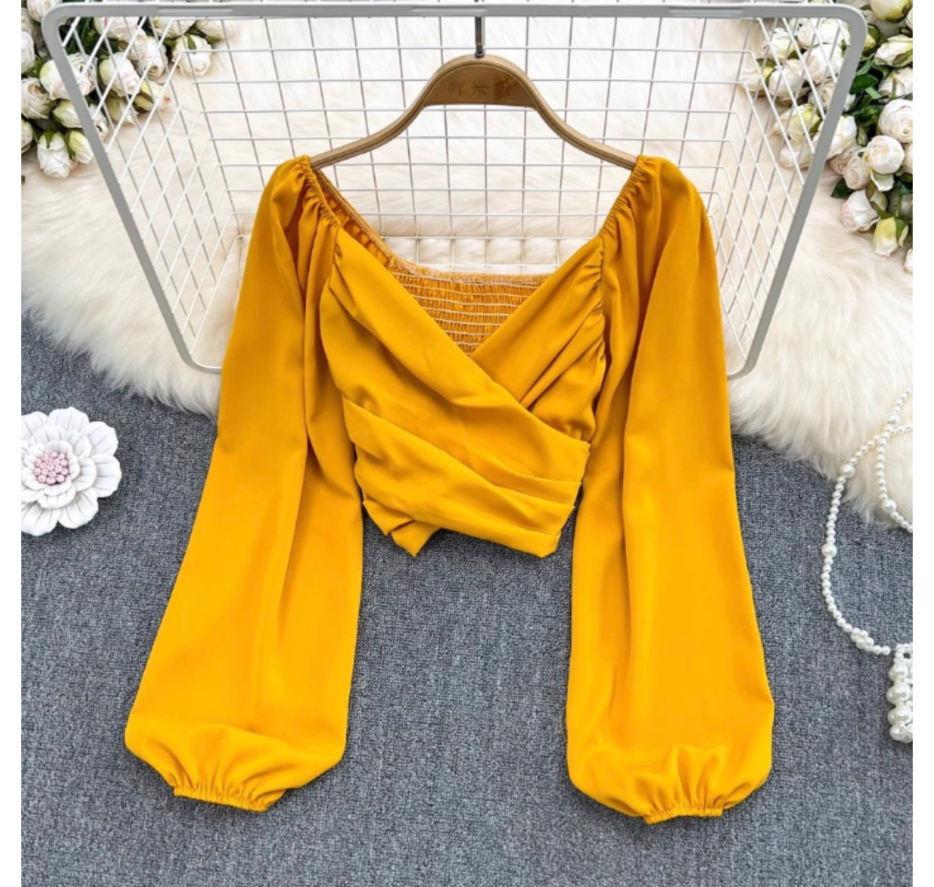 Elegant Retro Chiffon Bubble Blouse for Women
