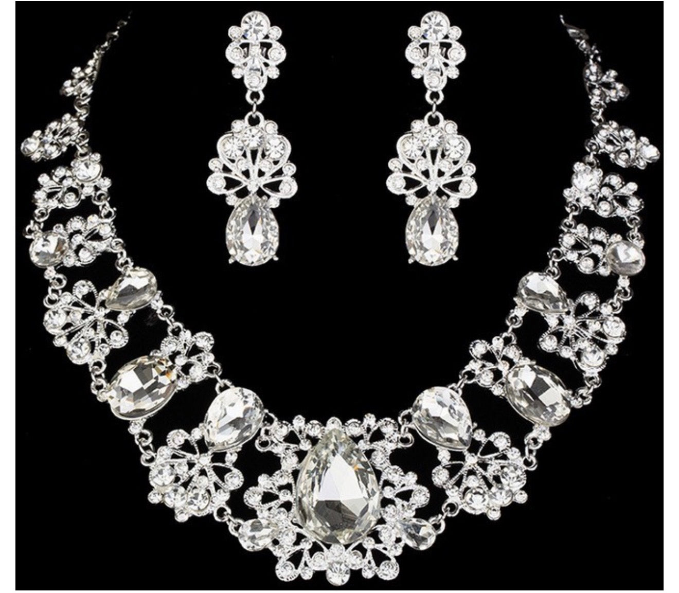 Bridal Jewelry Set with Necklace and Earrings