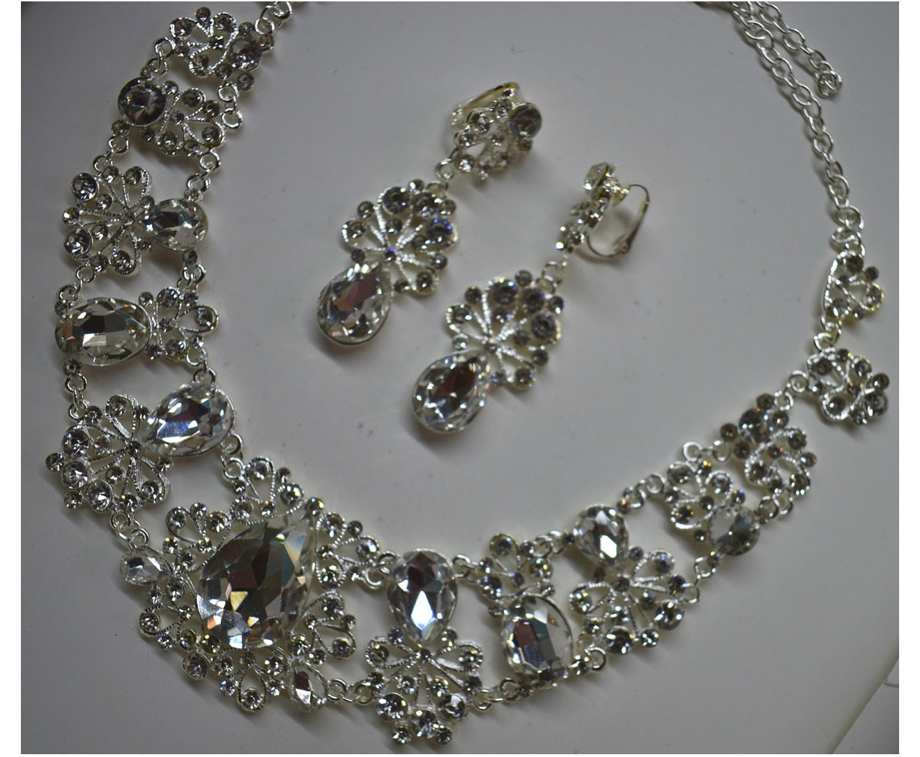 Bridal Jewelry Set with Necklace and Earrings