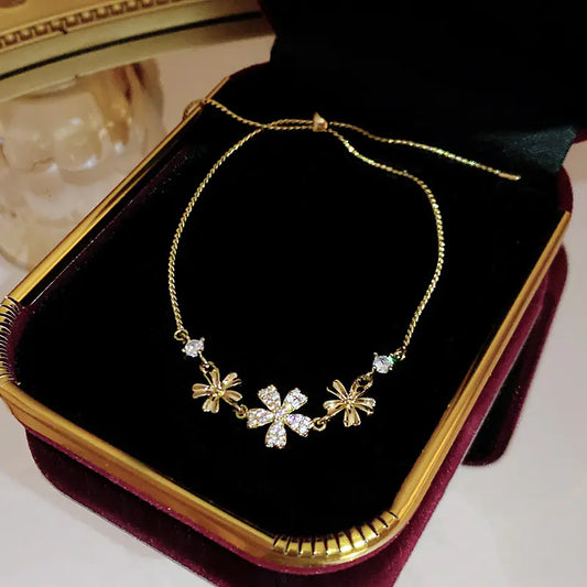 Personalized Fashion Flower Bracelet for Women