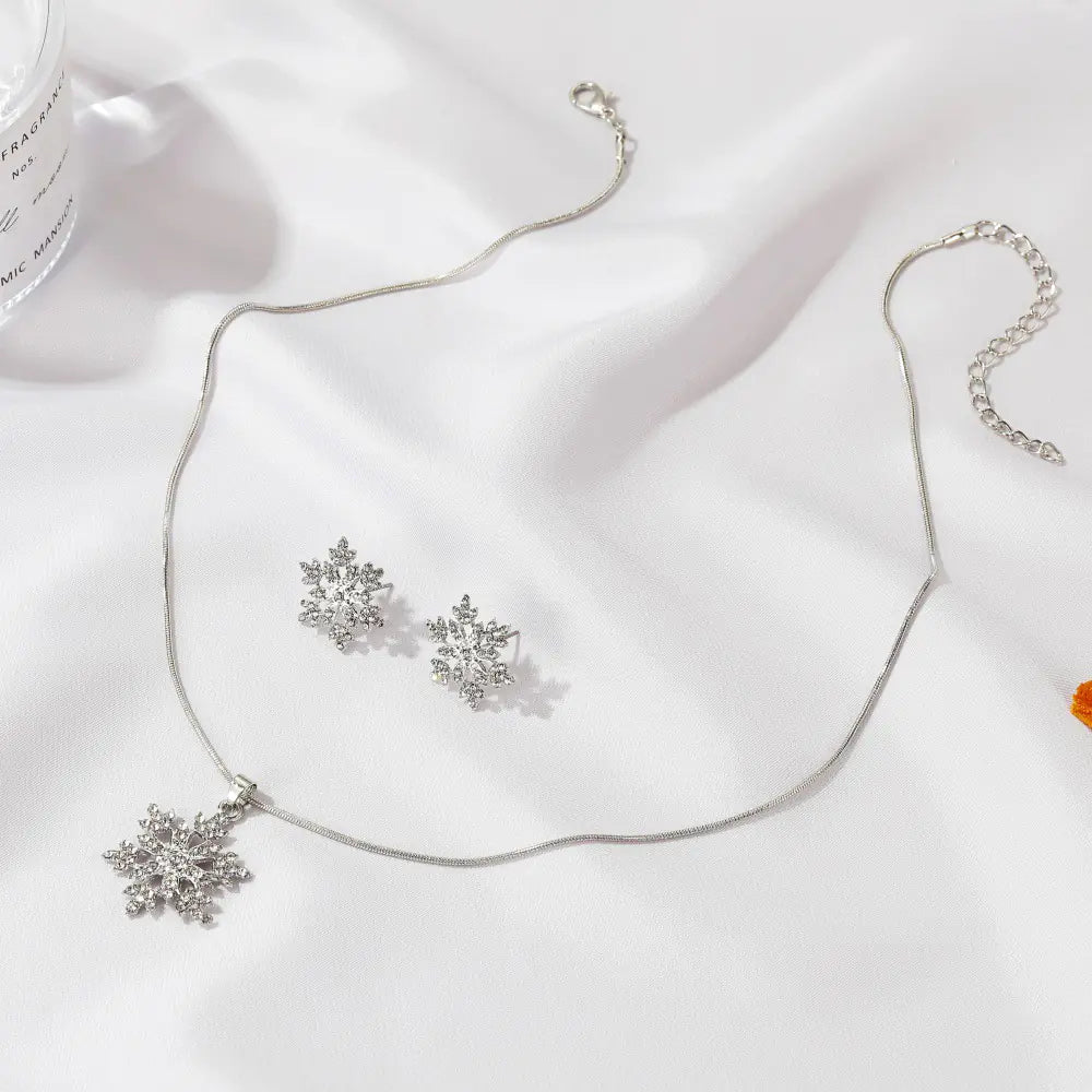 Minimalist Jewelry Set with Snowflake Necklace & Earrings