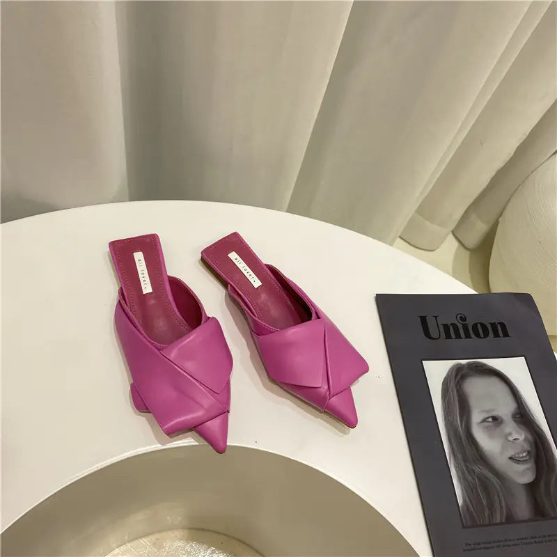 Korean Style Retro Pointed Toe Stacked Heels