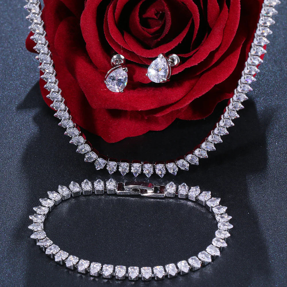 Women's Zircon Clavicle Chain Jewelry Set