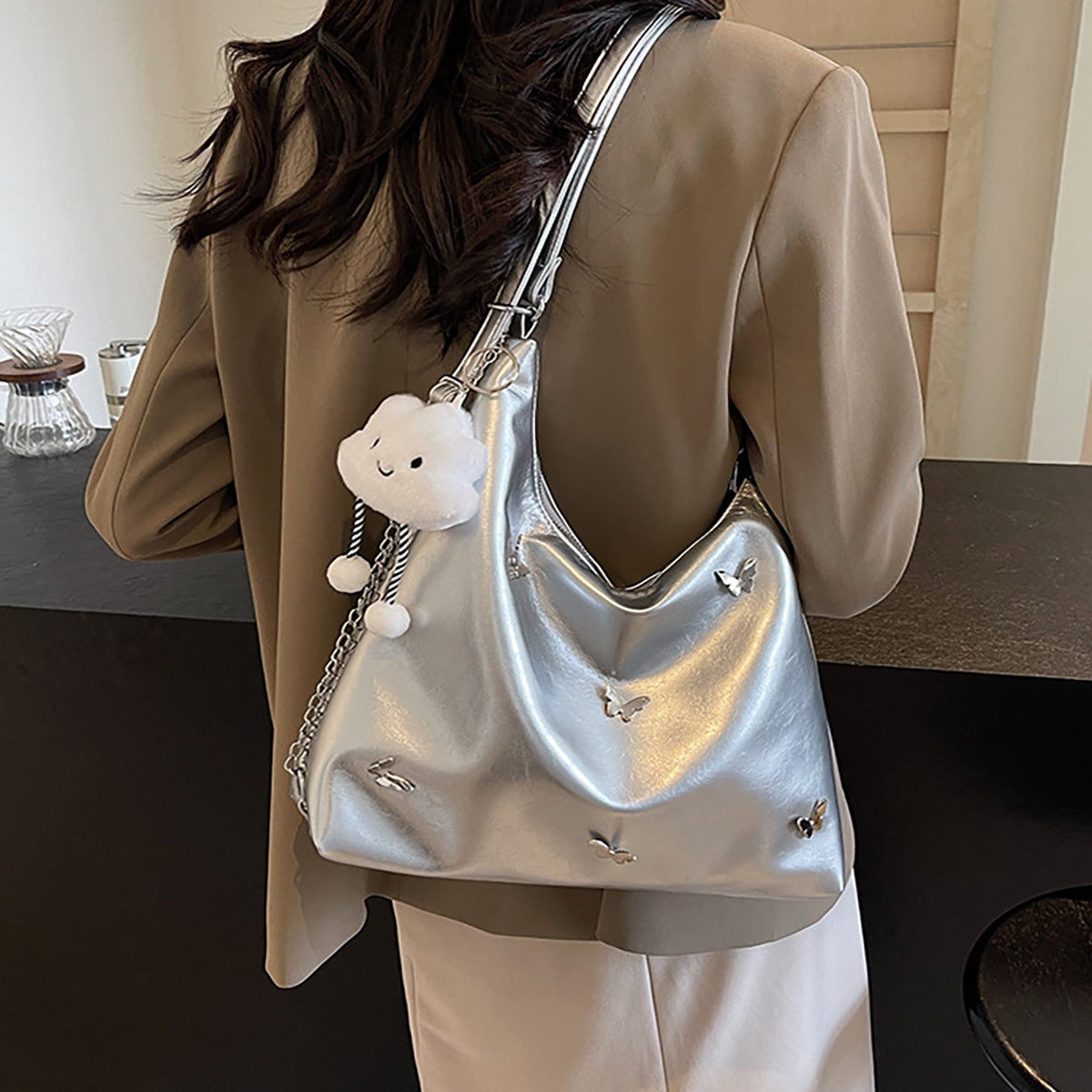 Women Large Leather Designer Crossbody Hand bags/ Purses.
