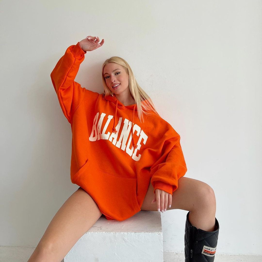 Women's Long Sleeve Hooded Tops with Print Design