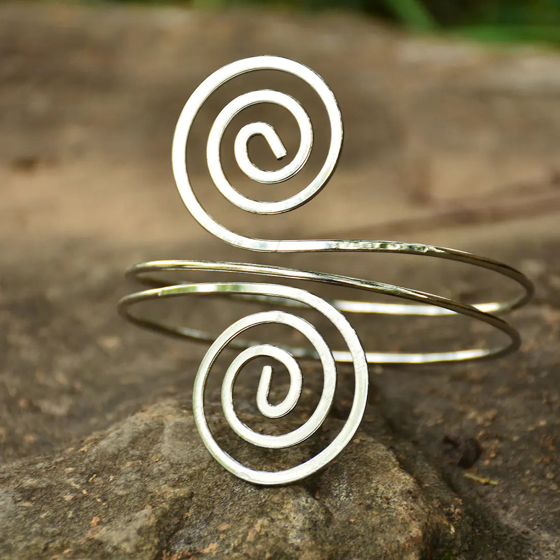Trendy Alloy Arm Bracelet for Women - Statement Jewelry