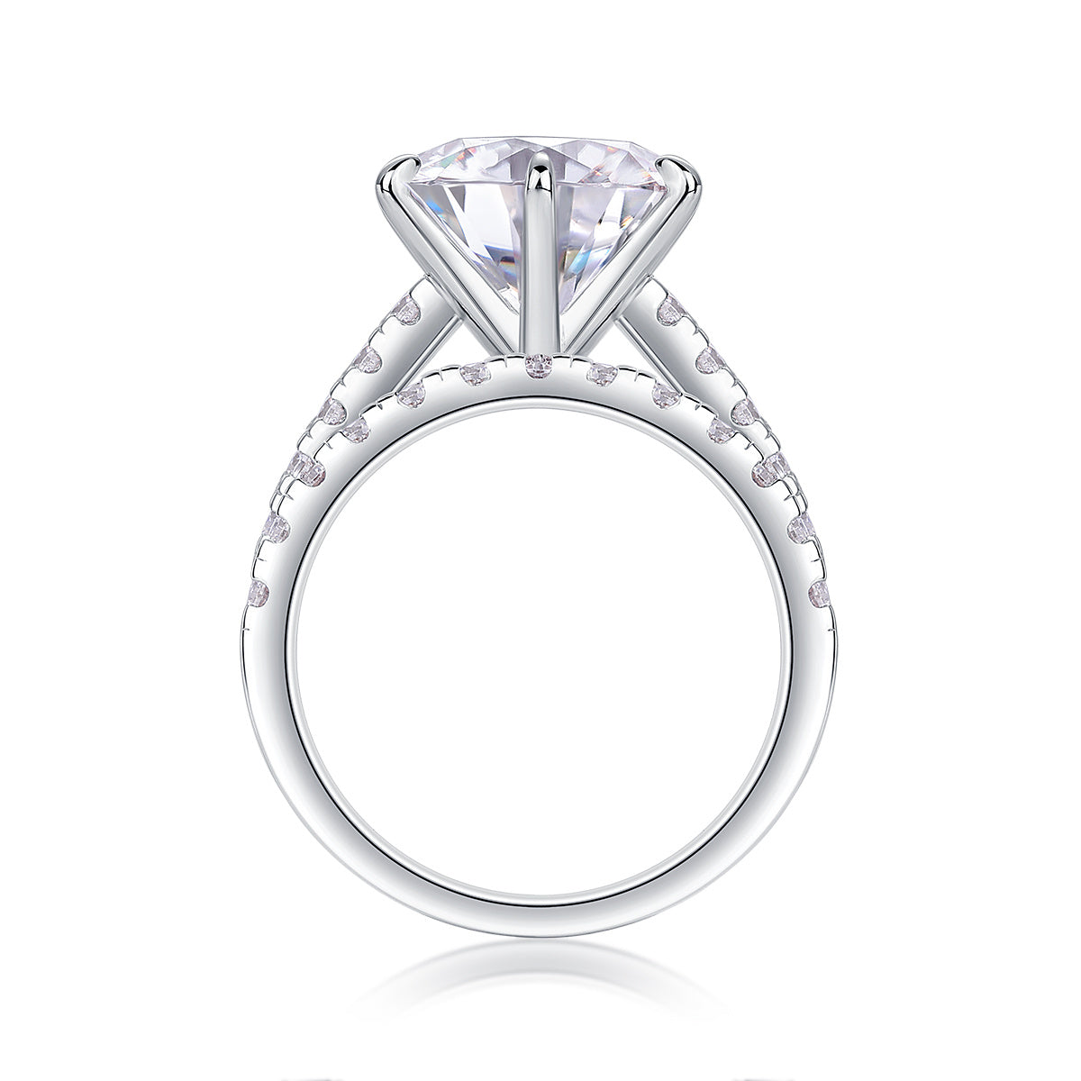 Arrange Large Diamond Rings. Luxuriously And Fashionably Moissanite Silver Rings set