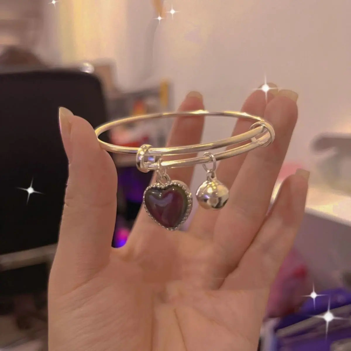 Casual Geometric Bell Bracelet for Women