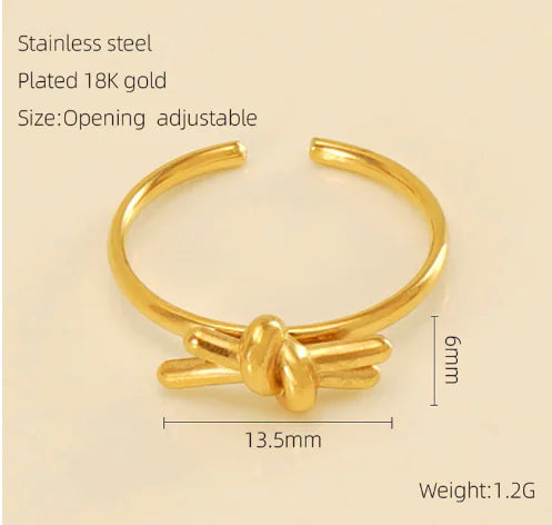 14K Gold Floral Ring - Flower Jewelry