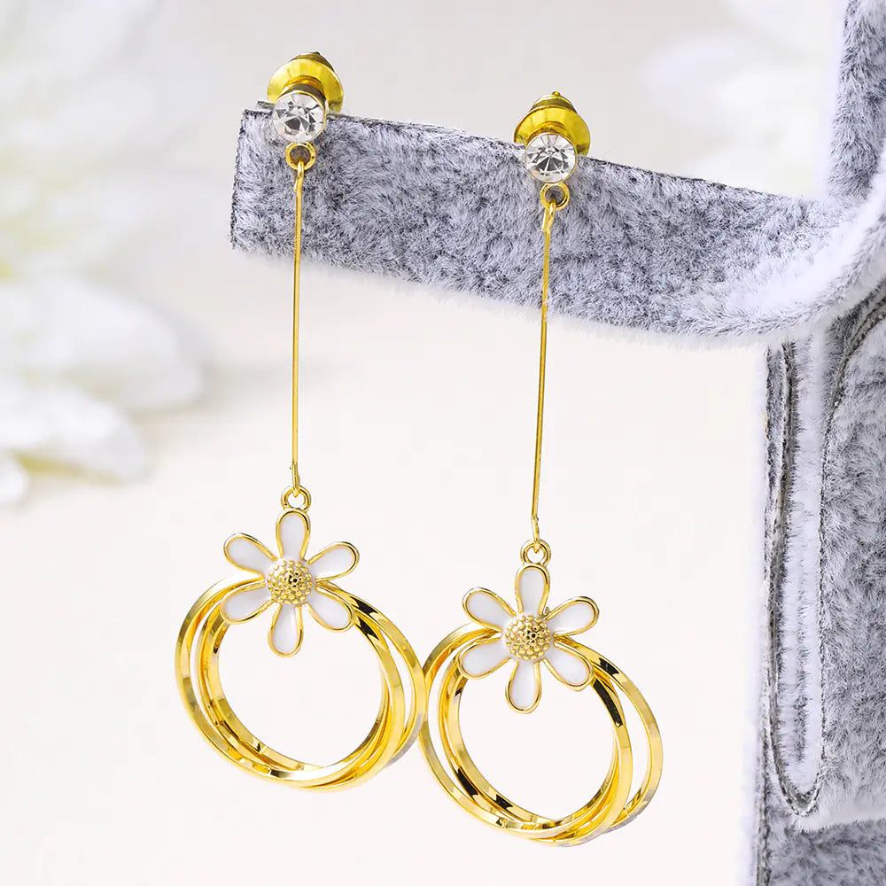 Trendy Long Tassel Earrings for Women - Metal Design