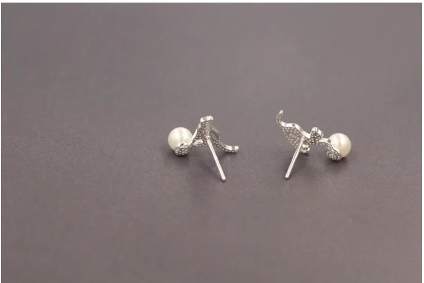Cat Pearl Stud Earrings and Necklace Set