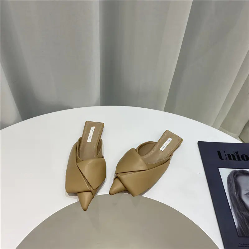 Korean Style Retro Pointed Toe Stacked Heels